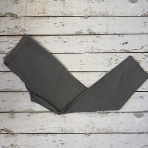 Haggar Dress slacks Pants Gray Iron Free slim Straight fit 32x32 fits 33x32